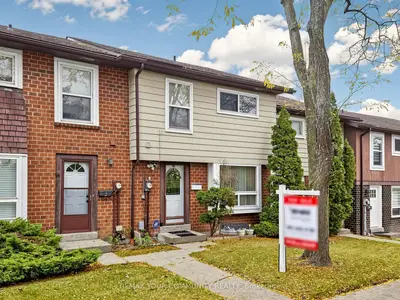12 Jacques Lane, Ajax, On L1s 3l4