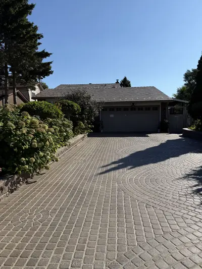 43 Galloway Road, Toronto, On M1e 1w6