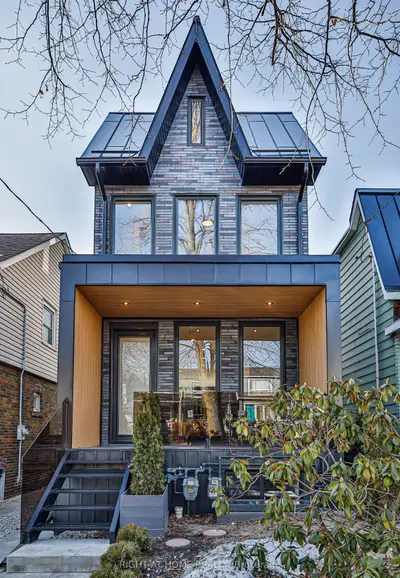 11 Merrill Avenue W Main And Laneway, Toronto, On M4c 1c4