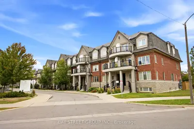 1 Eaton Park Lane E 23, Toronto, On M1w 0a5