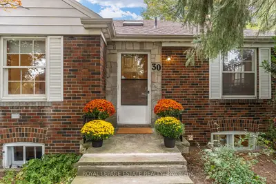 30 Barbara Crescent, Toronto, On M4c 3b2