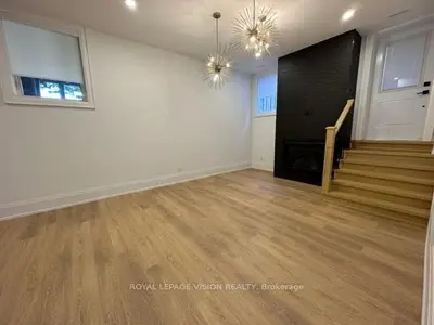 732 West Shore Boulevard, Pickering, On L1w 2v1