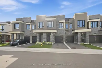 129 Sailors Landing, Clarington, On L1c 7g4