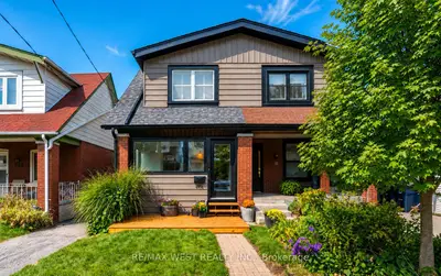 316 Monarch Park Avenue, Toronto, On M4j 4t1