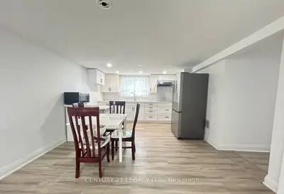 68 Singleton Road, Toronto, On M1r 1h9