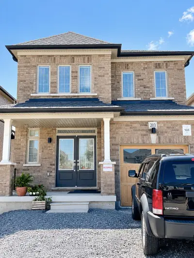 203 Flood Avenue, Clarington, On L1b 1g9