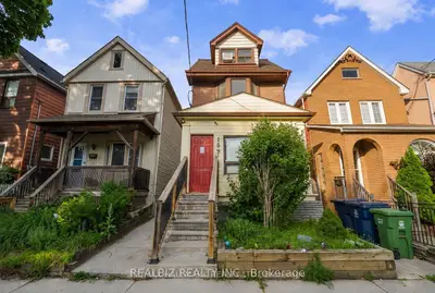 159 Parkmount Road, Toronto, On M4j 4v3