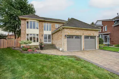 23 Parsborough Court, Toronto, On M1b 4y2