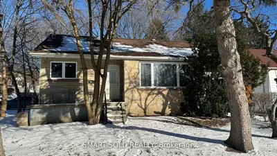 41 Maybourne (basement) Avenue, Toronto, On M1l 2v7