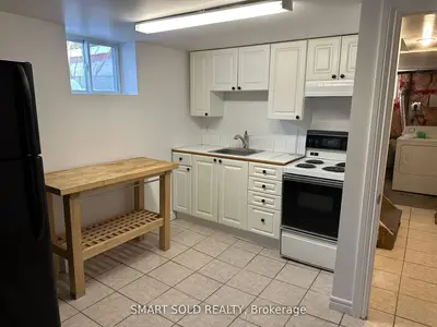 41 Maybourne (basement) Avenue, Toronto, On M1l 2v7