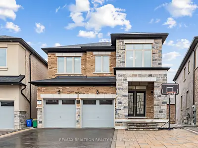 1059 Purus Path, Pickering, On L1x 0h3