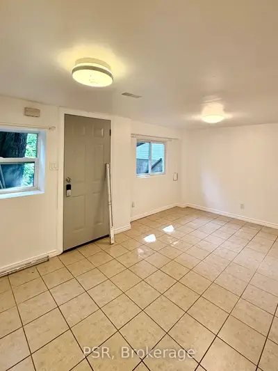 191 Coxwell Avenue Lower, Toronto, On M4l 3b4