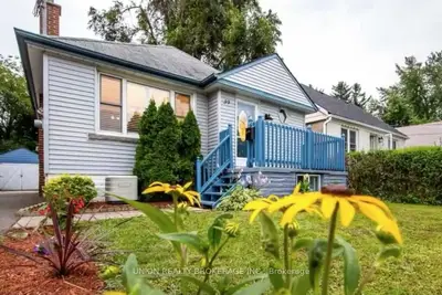 39 Gower Street Bsmt, Toronto, On M4b 1e5