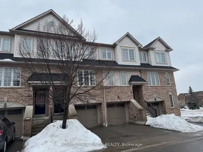 72 Oakins Lane, Ajax, On L1t 0h1