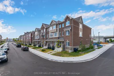 88 Jolly Way S, Toronto, On M1p 0e2