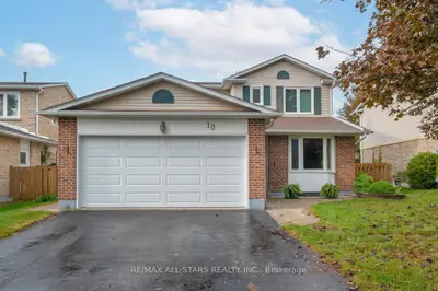 10 Colette Drive, Whitby, On L1n 6g7