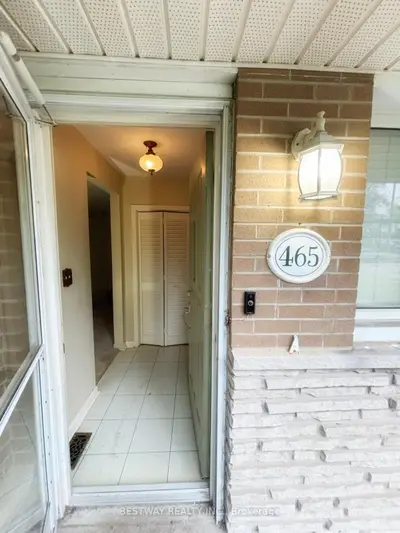 465 Humewood Avenue N, Oshawa, On L1g 2t9