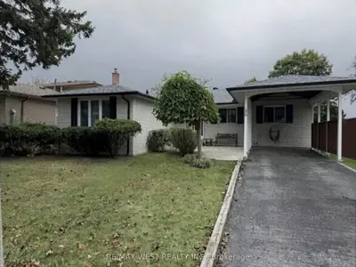 38 Albacore Crescent, Toronto, On M1h 2l3