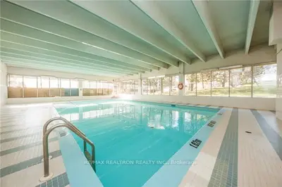 120 Dundalk Drive 606, Toronto, On M1p 4v9