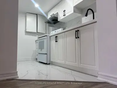 51 Oakworth Crescent, Toronto, On M1k 3t7