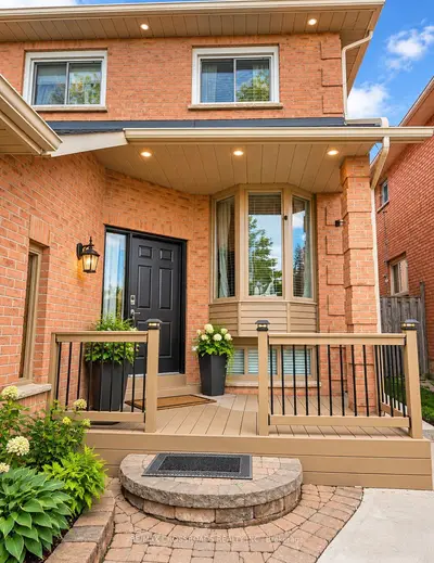 11 Murkar Crescent, Whitby, On L1n 8y4
