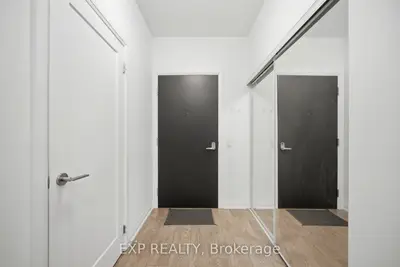 286 Main Street 10, Toronto, On M4c 0b3
