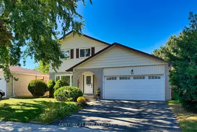 82 Keyworth Trail, Toronto, On M1s 2v2