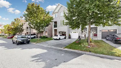 29 Silvester Street, Ajax, On L1z 0k9