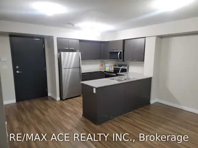 2152 Lawrence Avenue E 1110, Toronto, On M1r 3a8