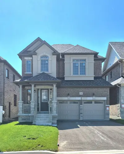 14 Rogerson Street, Clarington, On L1b 0w4