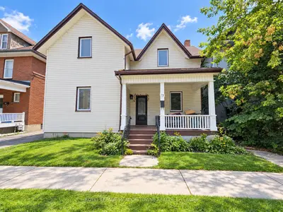 119 Colborne Street E, Oshawa, On L1g 1m3