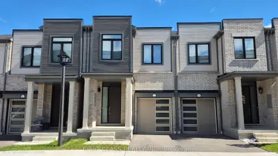 52 Sorbara Way, Whitby, On L1m 0m4