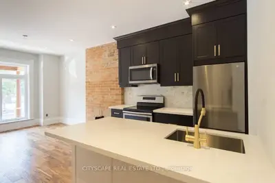 936 Dundas Street E Main, Toronto, On M4m 1r3