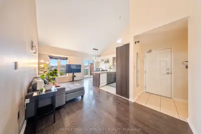 651f Warden Avenue 48, Toronto, On M1l 0e8