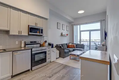 1480 Bayly Street 708, Pickering, On L1w 3r5