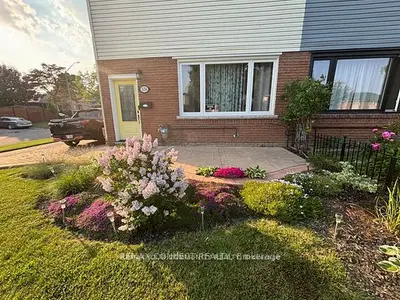 376 Dwight Avenue, Oshawa, On L1j 1k9