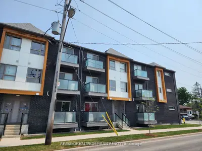 1081 Danforth Road 117, Toronto, On M1j 0b2