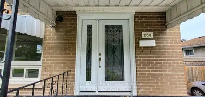 253 Wilson Road N Main Floor, Oshawa, On L1g 6e3