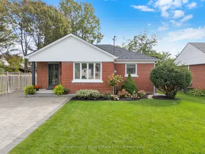 1 Edsall Avenue, Clarington, On L1c 2a7