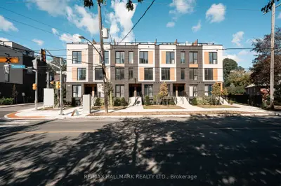 178 Clonmore Avenue 7, Toronto, On M1n 1y1