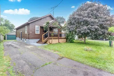 212 Burk Street Main, Oshawa, On L1j 4c3