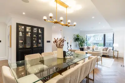 263 Linsmore Crescent, Toronto, On M4j 4l6