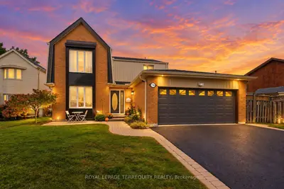 1794 Meadowview Avenue, Pickering, On L1v 3g8