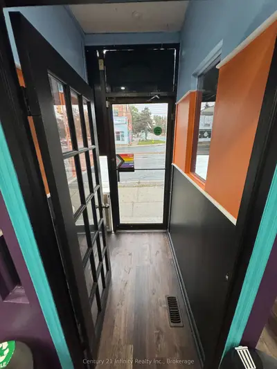 605 Kingston Road W, Ajax, On L1s 6l9