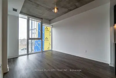 15 Baseball Place 305, Toronto, On M4m 0e7