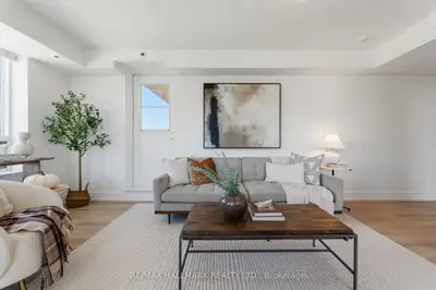 1797 Queen Street E 404, Toronto, On M4l 3y5