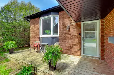 128 Roser Crescent, Clarington, On L1c 3n9