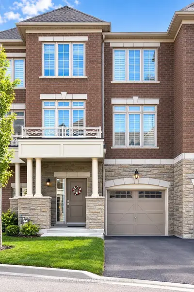 4 Coote Court, Ajax, On L1x 2t3