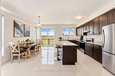 25 Lake Trail Way, Whitby, On L1m 0m3