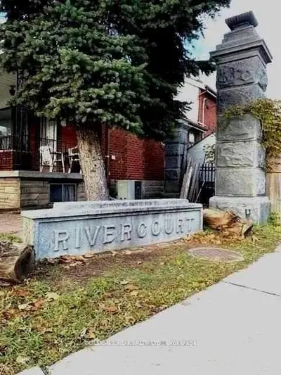 27 Rivercourt Boulevard Main Fl(2br), Toronto, On M4j 3a3
